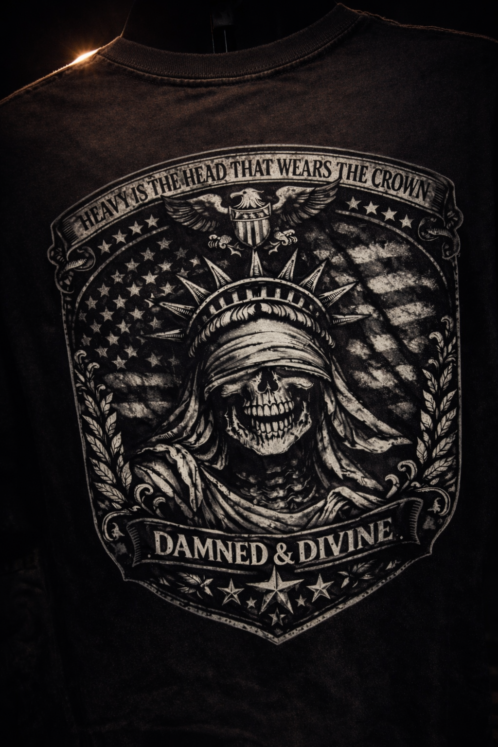 D&D HEAVY IS THE HEAD TEE