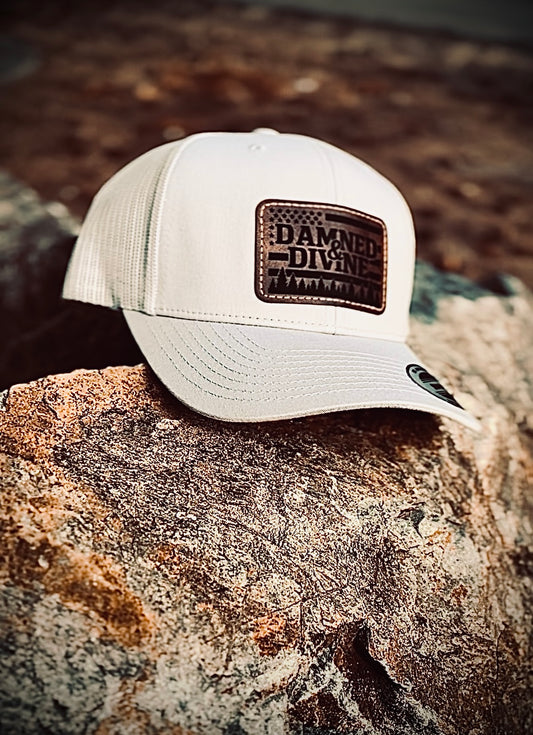 D&D FLAG SNAPBACK