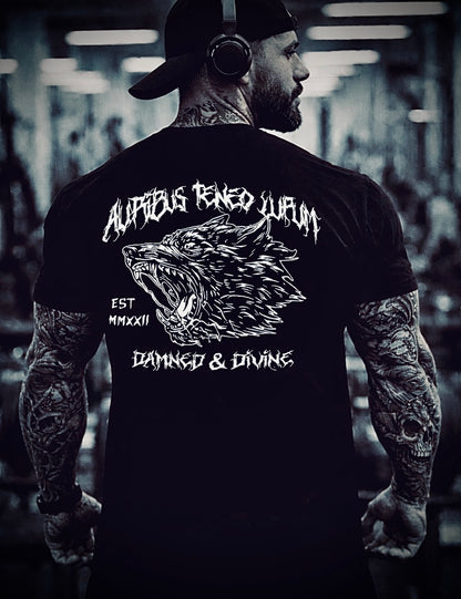 D&D “AURIBUS TENEO LUPUM” TEE