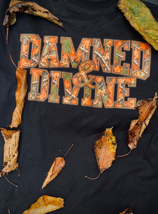 D&D ORANGE CAMO LOGO TEE
