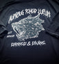 D&D “AURIBUS TENEO LUPUM” TEE